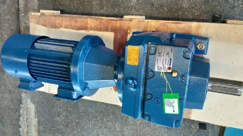 減速機配三相調(diào)速電機.jpg